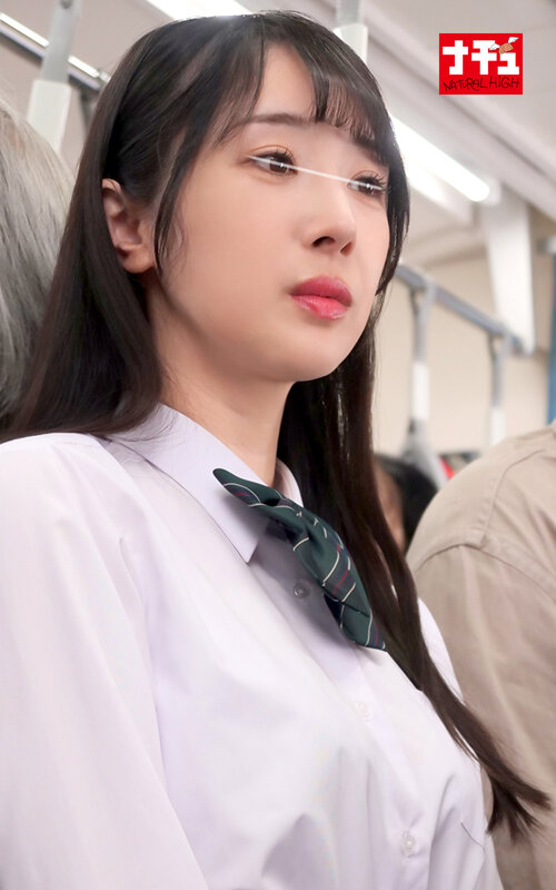 「スレンダー巨乳女子校生が3P・4Pで乱れる羞恥電車プレイ|過激な集団責めに悶える長身美少女」のサンプル画像2枚目