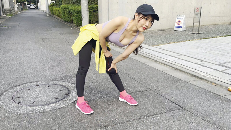 「【素人】巨乳ランナーをお持ち帰り!汗だくハメ撮り&パイズリで激イキ絶頂」のサンプル画像20枚目