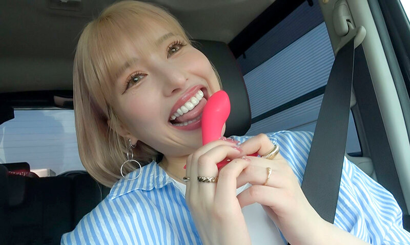 「若宮はずき 美乳×巨乳の温泉ハメ撮り中出し旅行！ノーブラ姿が魅力的な人気作品」のサムネイル