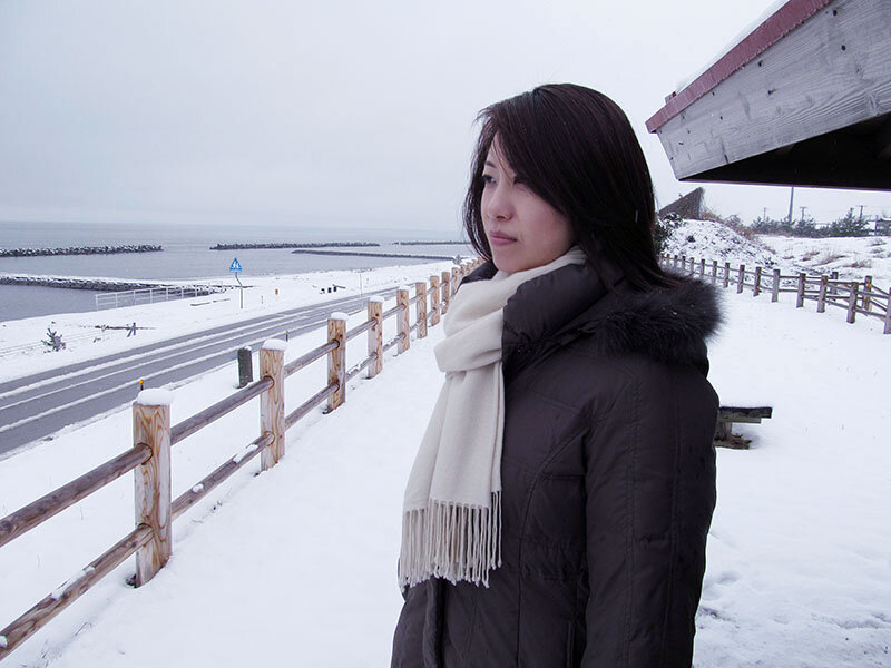 「【熟女】艶やかな和服姿の美熟女が魅せる人生紀行～浴衣の奥に秘めた情欲～【AIリマスター】」のサムネイル