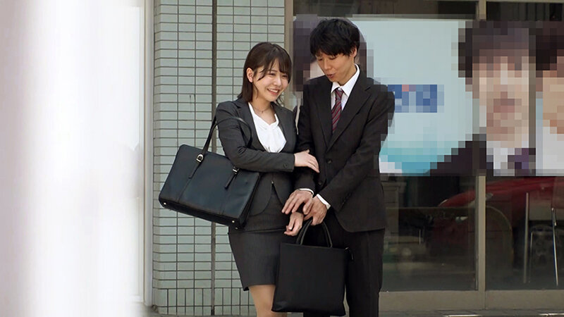 「水端あさみ・柏木こなつら人妻4人の不倫セックス！巨乳長身妻たちの禁断プレイ」のサンプル画像5枚目