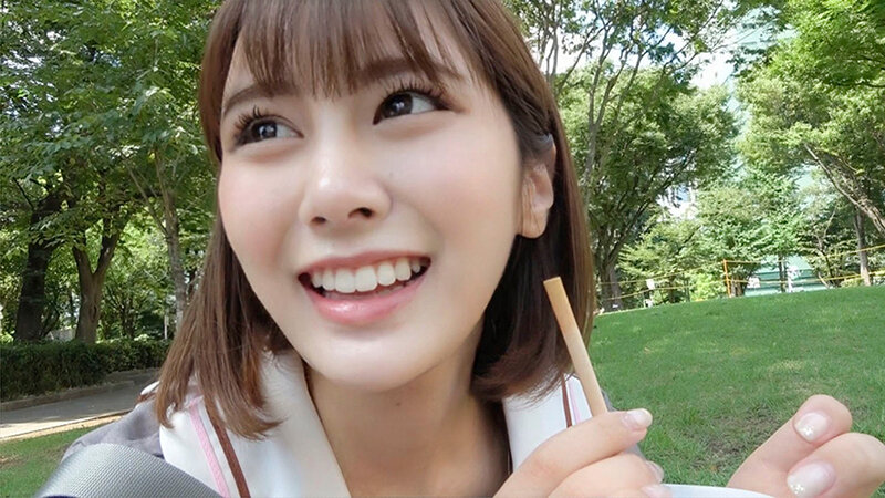 「小柄巨乳の沢北みなみが制服姿でパイパン中出しセックス!可愛いちびっ子美少女の濃密プレイ」のサンプル画像1枚目