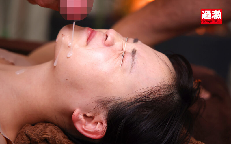 「【ミニ系】小柄美女が拘束エステで潮吹き絶頂!激しい施術で白目失神する過激映像」のサンプル画像20枚目