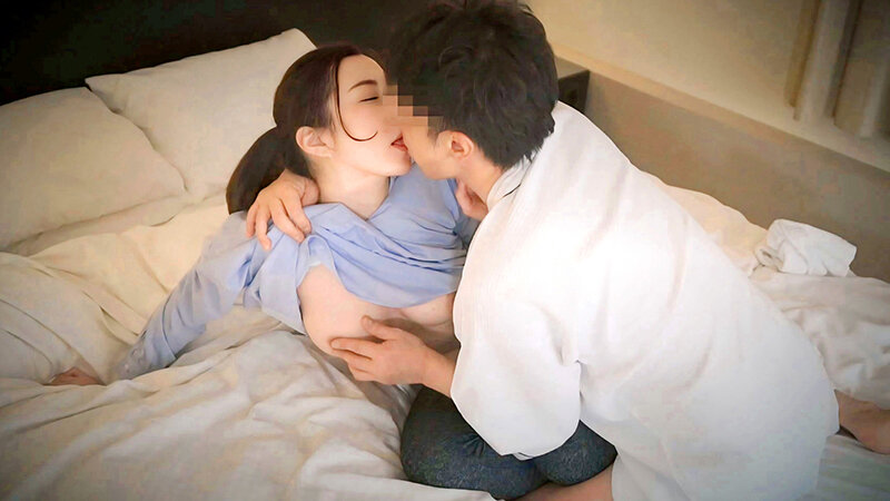 「熟女ナース・女将が職場で魅せる濃厚マッサージプレイ 働くおばさん厳選BEST」のサンプル画像1枚目