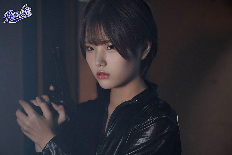 「河合陽菜が女捜査官役で羞恥プレイに挑戦！監禁3Pで中出しされる屈辱の土下座敗北ドラマ」のサンプル画像2枚目