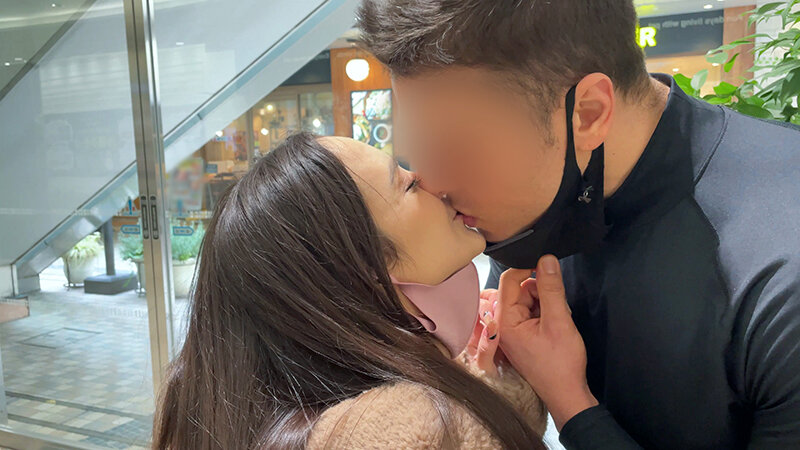 「【人妻NTR】ブラジルハーフのむっちり巨尻妻が旦那の前で3P中出しアクメ」のサンプル画像4枚目