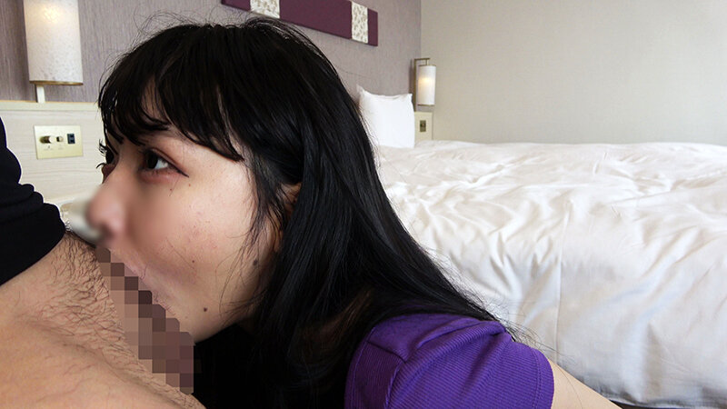 「【素人】巨乳美女10人のフェラ＆イラマチオ奉仕！ごっくんまで見せる濃厚テクニック集」のサンプル画像20枚目