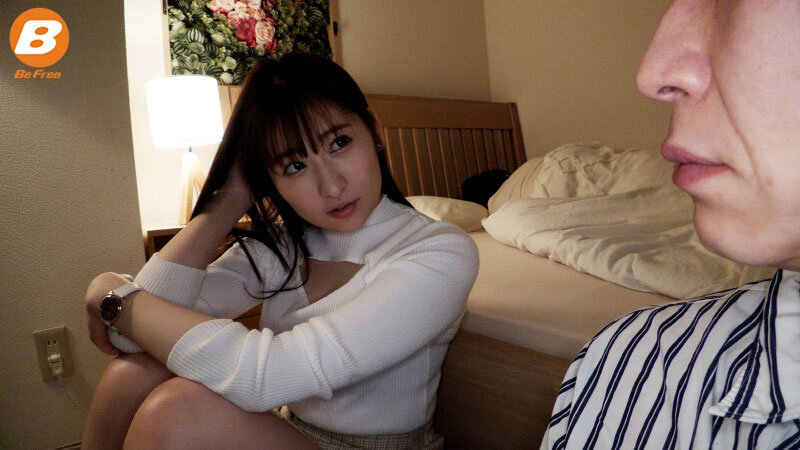 「末広純が魅せる美少女痴女プレイ！中出し＆フェラで朝から一日中誘惑される濃密体験」のサムネイル