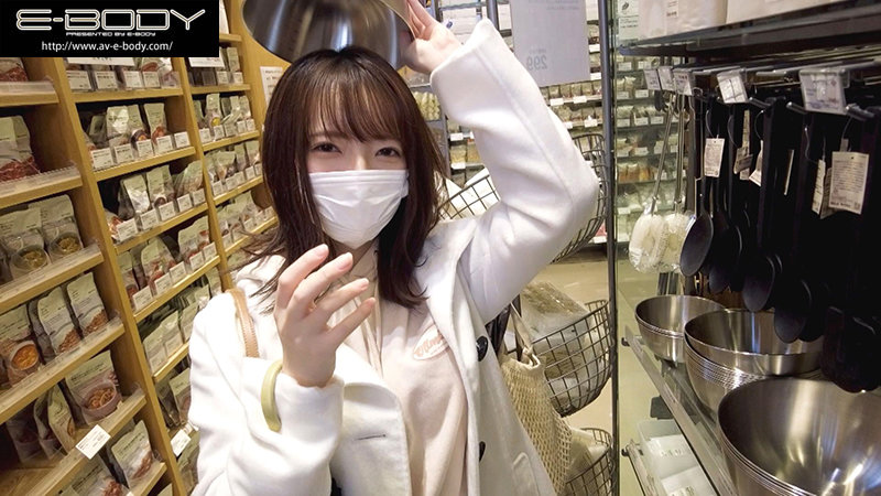 「小花のんの美巨乳パイズリが最高!美少女との甘いキス・接吻で興奮必至の濃密プレイ」のサンプル画像2枚目