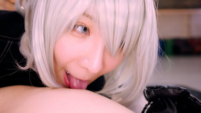 「Nia（伊東める）美乳コスプレで中出し顔射！潮吹きフェラも披露する過激プレイ動画」のサンプル画像9枚目