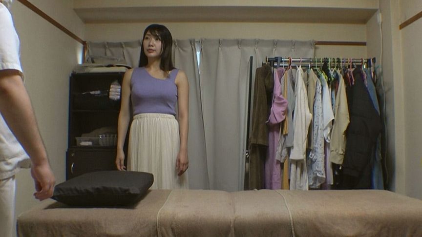 「永野鈴のオイルマッサージで感じすぎて中出し懇願！興奮エステ体験【素人企画】」のサンプル画像3枚目