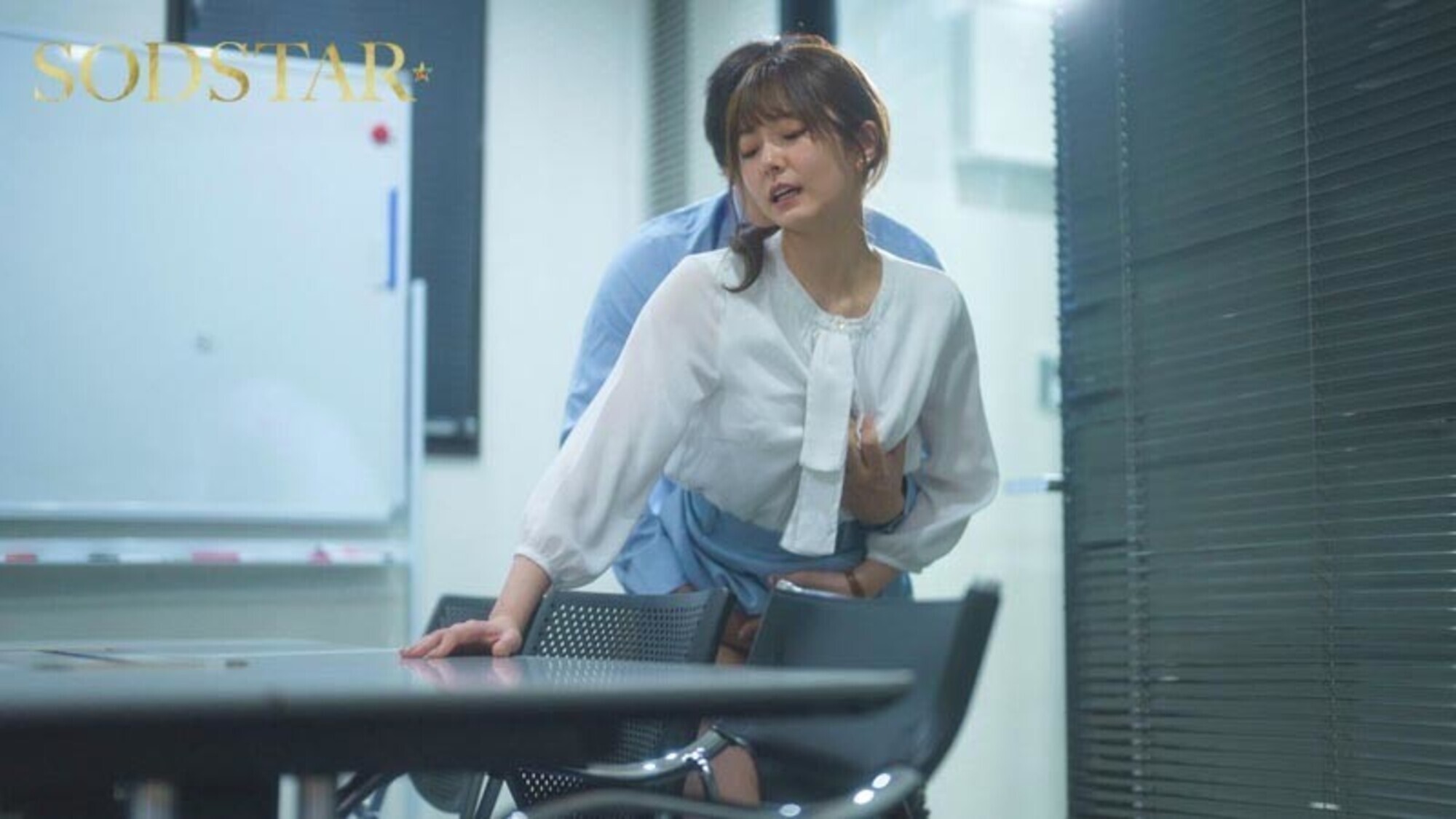 「苦手な同僚と飲み会帰りに勢いでワンナイトしてしまったら膣奥フィットするチ〇ポの相性が良すぎて人生最高の絶頂感を味わってしまい･･･全然好きじゃないのにおかわりセックスしまくった 青空ひかり」のサンプル画像18枚目