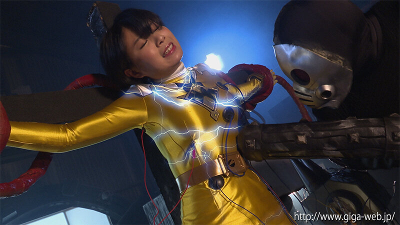 「佐野なつ・愛沢あかり出演｜女戦士ライトレイジャーが敵に捕らわれ屈辱の洗脳調教を受ける」のサンプル画像11枚目