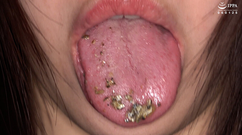 「【甘井くるみ】口内観察・歯・のどちんこ接写&咀嚼プレイ【フェチ動画】貴重映像で魅せる巨大女の世界」のサンプル画像9枚目