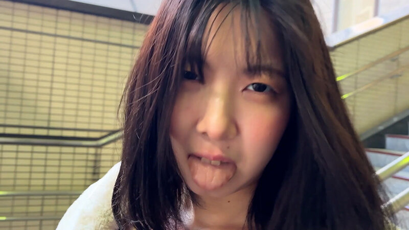 「おっぱい大きめ童顔女子がM男に濃厚鼻フェラ」のサンプル画像3枚目