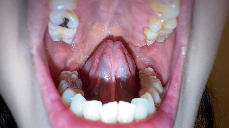 「【横山夏希】美人お姉さんを街角ナンパ！素人風の自然体が魅力的な個人撮影動画」のサンプル画像2枚目