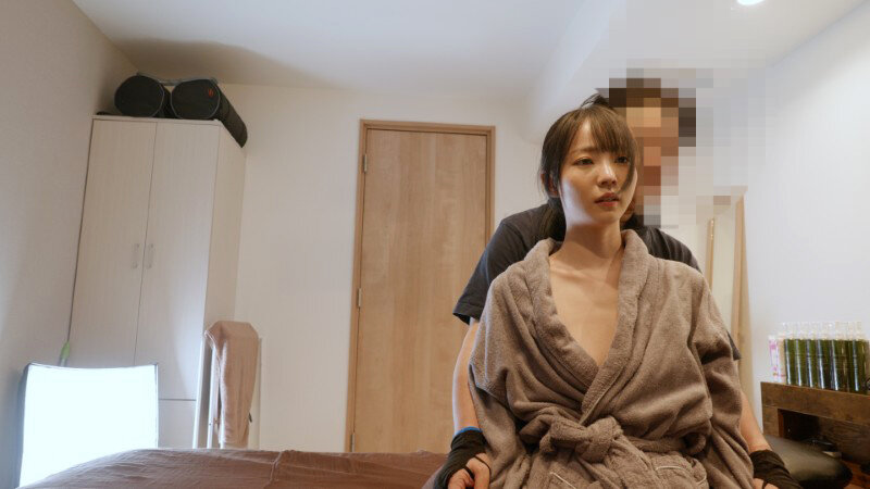 「美ノ嶋めぐり 美乳美少女が性感マッサージで指マン責め！ポルチオ刺激で連続アクメ絶頂」のサンプル画像3枚目