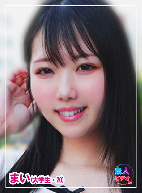 「素人女子大生の水着姿を盗撮！美乳アイドル級美女4名の秘蔵映像初公開」のサンプル画像11枚目