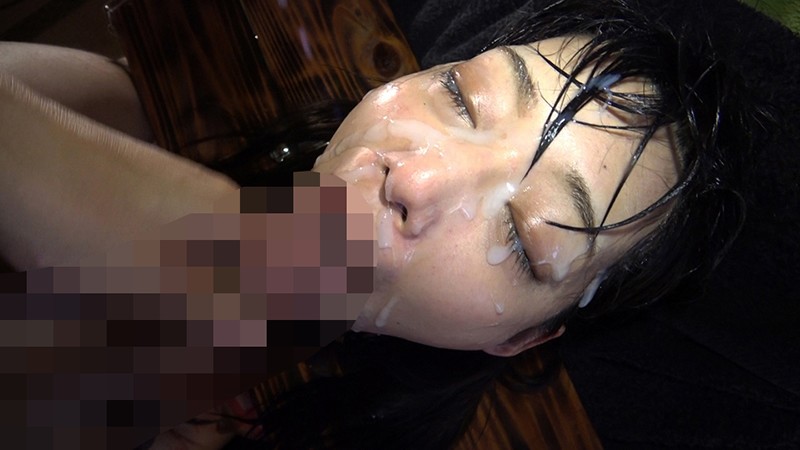 「広瀬ちひろのイラマチオ調教動画｜過激なゲロプレイに悶えるマゾ女優の本気映像」のサンプル画像13枚目