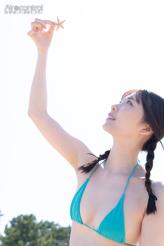 「石川澪「海の聖域」グラビア映像で魅せる美ボディ|癒し系アイドルの水着姿が話題」のサンプル画像3枚目