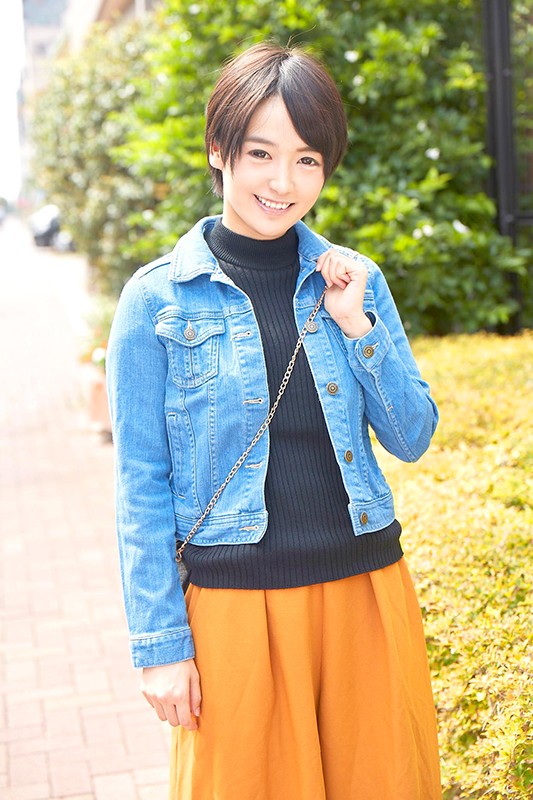 「【素人JD】マジックミラー号で10代美少女が潮吹き絶頂!激ピストンで何度もイカされ中出しフィニッシュ」のサムネイル