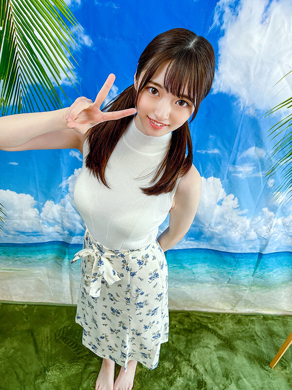 「【素人美女】巨乳コスプレイヤーのパンチラ個人撮影会|4人の美女が魅せるセクシーショット」のサンプル画像8枚目