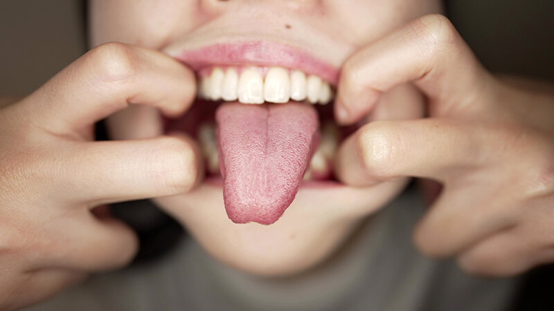 「【横山夏希】素人お姉さんをナンパ!変態リクエストに応える個人撮影プレイ」のサンプル画像14枚目