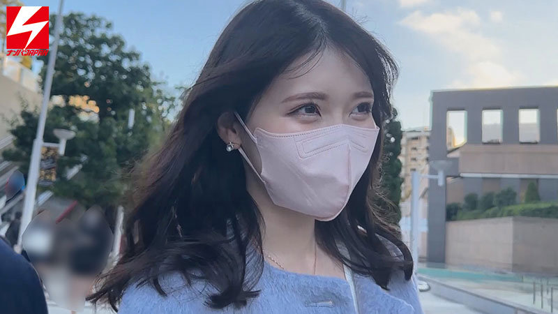 「スレンダーお姉さんの濃厚フェラとハメ撮り中出しセックス｜高級ラウンジ嬢との夜」のサムネイル