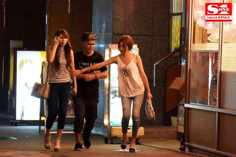 「明日花キララの盗撮ドキュメント｜巨乳セクシー女優がナンパ師に口説かれる衝撃映像」のサムネイル