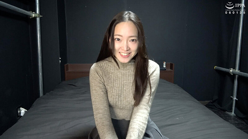 「【雨村梨花】美少女M女がくすぐり責めで悶絶！綺麗なお姉さんの感度チェック動画」のサムネイル