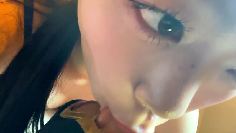 「【素人ナンパ】お姉さん系黒髪美女が魅せる濃厚テクニック!ぱっちり瞳の癒し系ギャルとの出会い」のサンプル画像14枚目