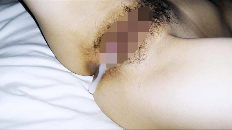 「【素人美少女】制服JKが電車内で恥ずかしい辱めプレイ|羞恥と快感の生々しい記録」のサンプル画像12枚目