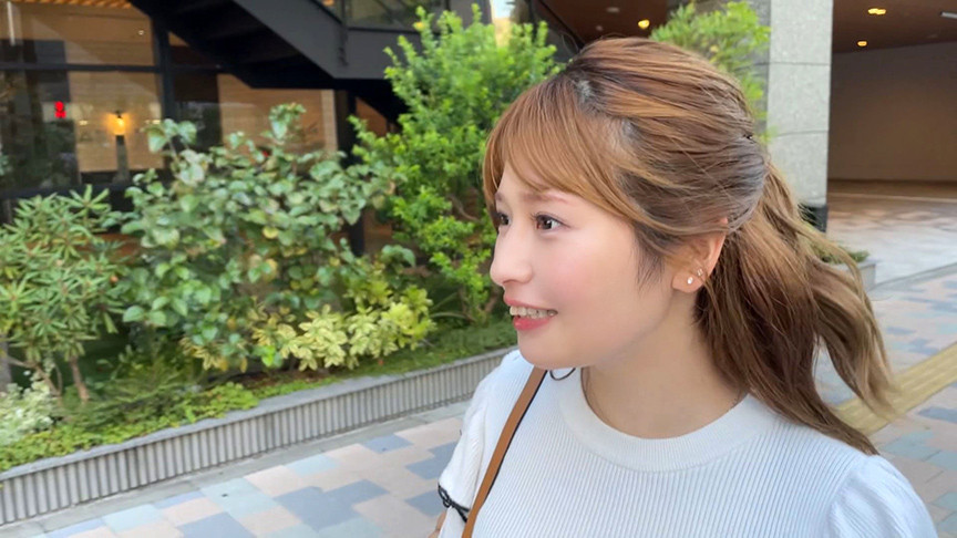 「【優梨まいな】美白巨乳の素人美女とマッチングアプリで出会い濃厚ハメ撮りセックス」のサムネイル