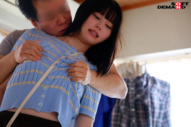 「高星なぎさ 美少女のハメ撮り＆濃厚キス・接吻で絶頂開発 天使級にかわいい18歳の初体験映像」のサンプル画像5枚目