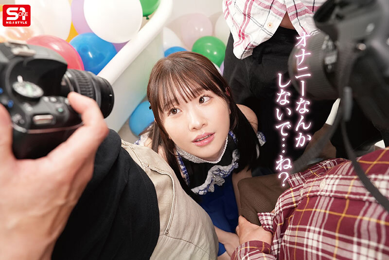 「白上咲花のアイドル乱交ぶっかけ体験！スレンダー美少女がファンサービスで大量浴びる濃厚プレイ」のサンプル画像7枚目