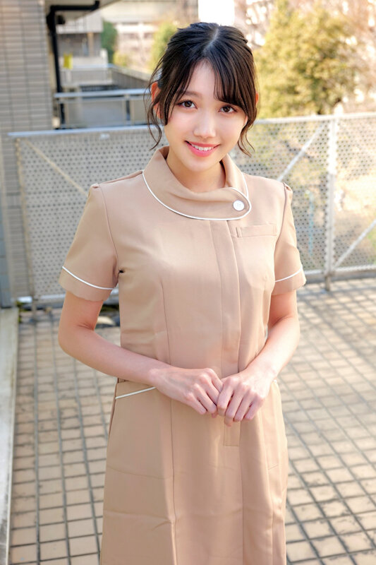 「【素人ナンパ】美容サロン勤務の美乳セラピストに濃厚フェラ＆中出し！巨乳美人の極上テクニック」のサンプル画像2枚目