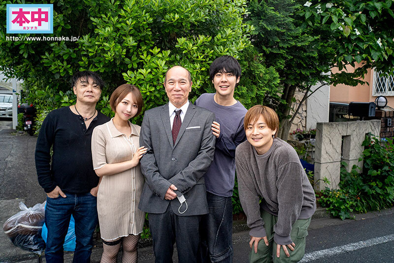 「宍戸里帆の巨乳痴女プレイ！M男を責める3P中出し作品が話題【高画質動画】」のサムネイル