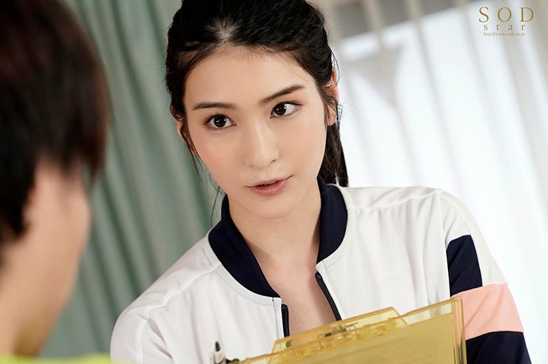 「本庄鈴のスレンダー女教師が魅せる情熱フェラと顔射プレイ｜陸上部顧問の特別指導」のサンプル画像6枚目