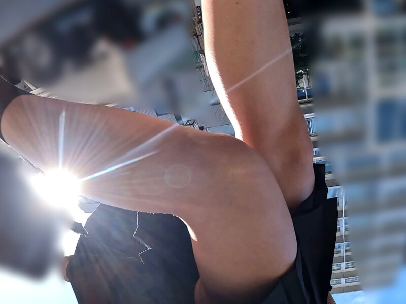 「【素人】巨乳美女4人にローションマッサージからの連続中出し&大量ぶっかけ【完全保存版】」のサンプル画像10枚目