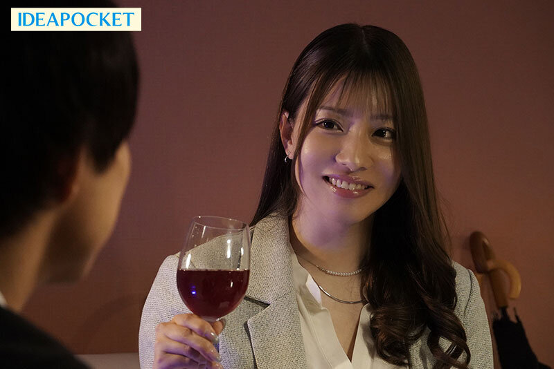 「ひなの花音 巨乳お姉さんとNTR濃厚キス&フェラ 寝取られ密室で朝まで甘えん坊セックス」のサンプル画像2枚目