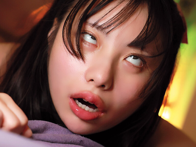 「松井日奈子 美少女アイドルが乱交3P4Pでイラマチオ&潮吹き中出しに絶頂しまくる過激映像」のサンプル画像17枚目