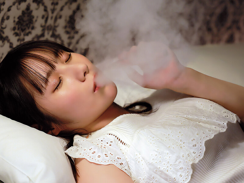 「松井日奈子 美少女アイドルが乱交3P4Pでイラマチオ&潮吹き中出しに絶頂しまくる過激映像」のサンプル画像9枚目