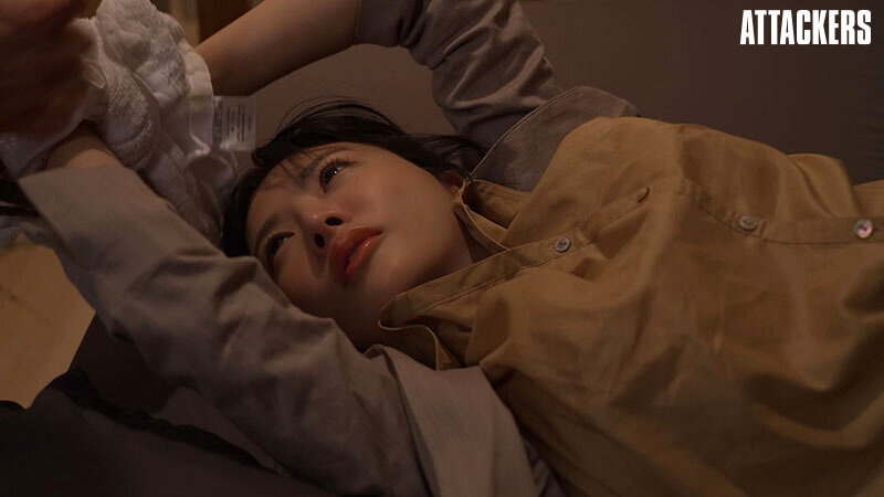 「いいなりなお OL人妻が中出しで絶頂アクメ!辱めプレイで感じまくる濃密セックス」のサンプル画像1枚目