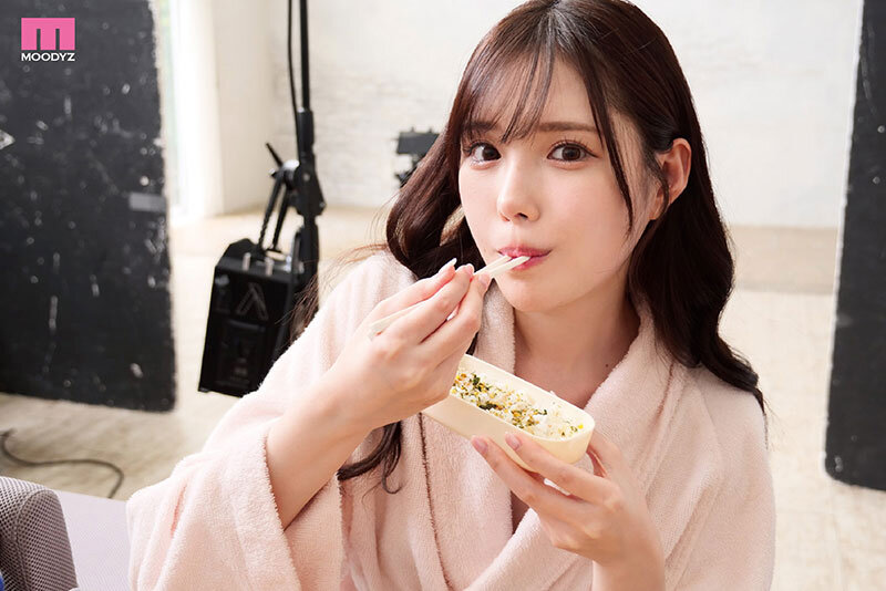 「美少女スレンダー女優・新ありなの3P濃厚フェラ!美脚フェチ必見の引退作品」のサンプル画像3枚目