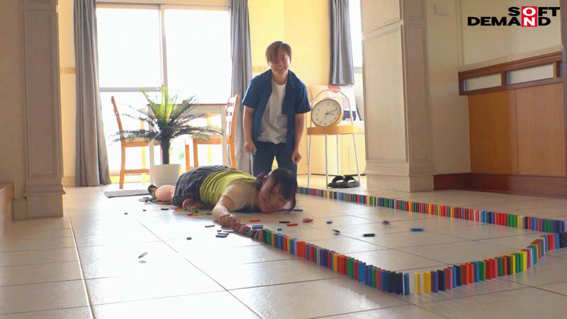 「【齋齋いつき】ツンデレ台湾美少女が密室で感情爆発！言葉が通じない男優との24時間脱出ドキュメント」のサンプル画像12枚目