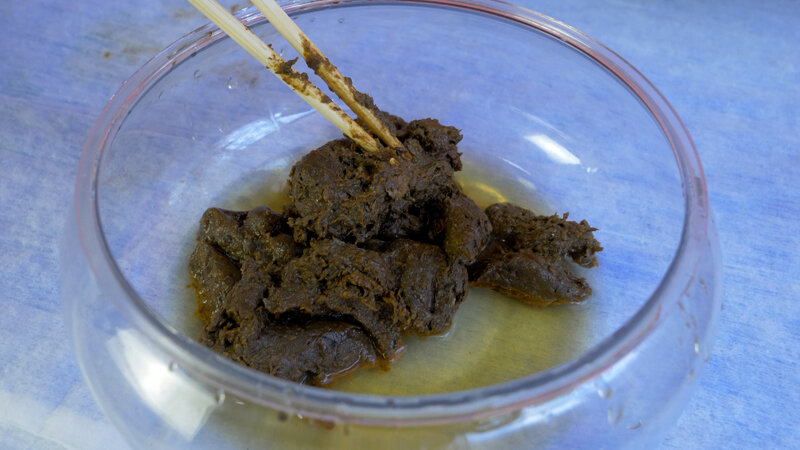 「三浦はな・谷村優希ら4人の女優が魅せる脱糞・放尿プレイ『うんこのやま』完全レビュー」のサンプル画像2枚目