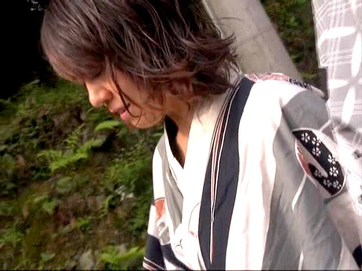 「【人妻】不倫旅行で魅せる濃厚な乱交プレイ|欲求不満な主婦たちの秘密の温泉旅行」のサンプル画像17枚目