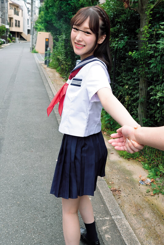 「【素人美少女】セーラー服スレンダー女子が逆ナンで即ハメ中出し!キス好き制服JKとの濃厚エッチ」のサンプル画像6枚目