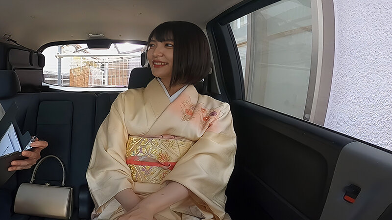 「【素人人妻】和服美人の熟女ナンパ！着物姿の奥様が欲求不満で中出し懇願する濃厚SEX」のサンプル画像15枚目