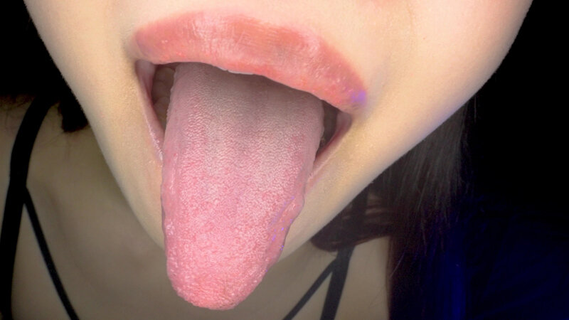 「笠木いちか 口内観察＆指しゃぶり動画｜素人お姉さんの開口器プレイが話題【個人撮影】」のサンプル画像7枚目